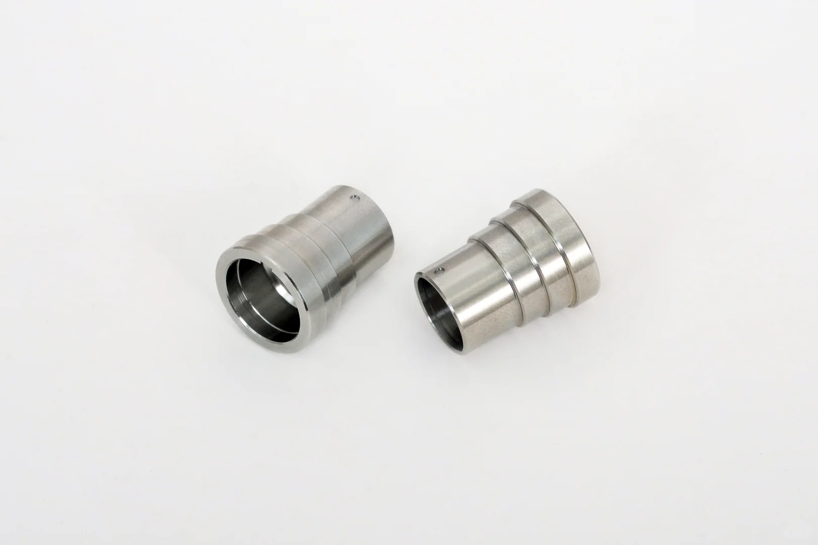 Custom machined fastening part for parts washer assembly and maintenance
