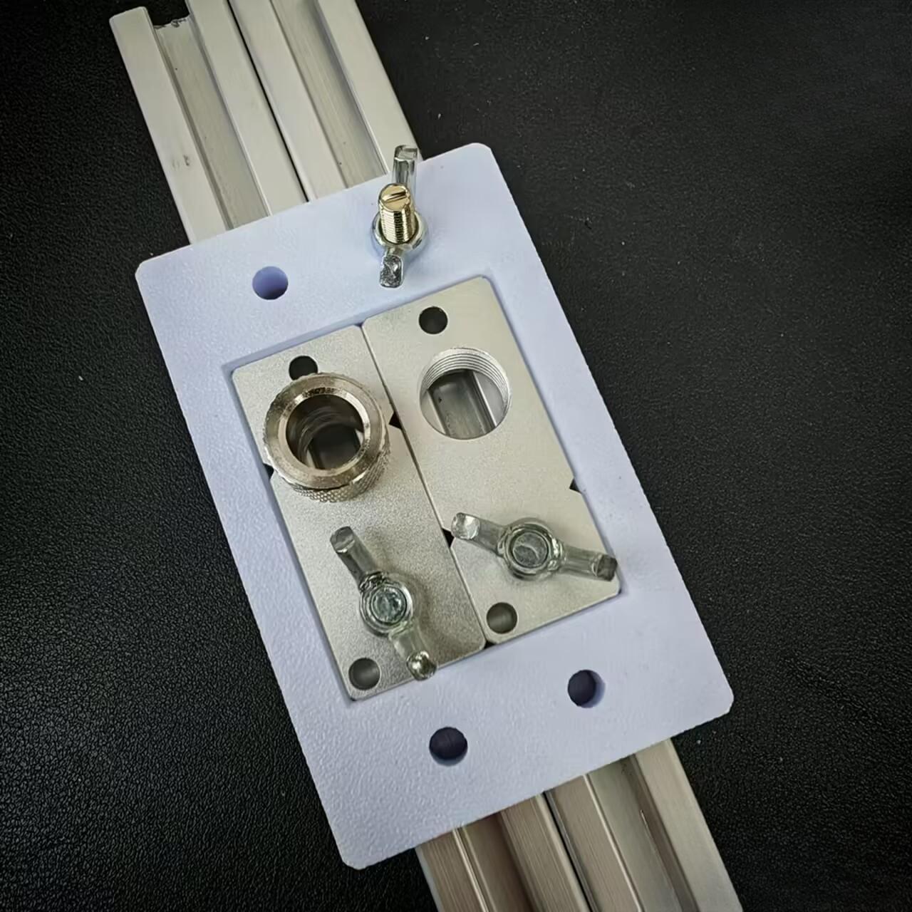 Installed fastening part used on equipment during assembly or maintenance