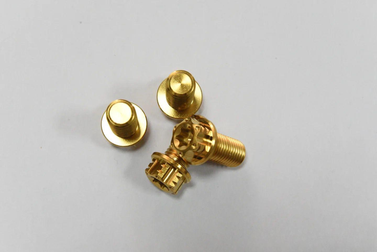 Complex custom fastening component with machined features